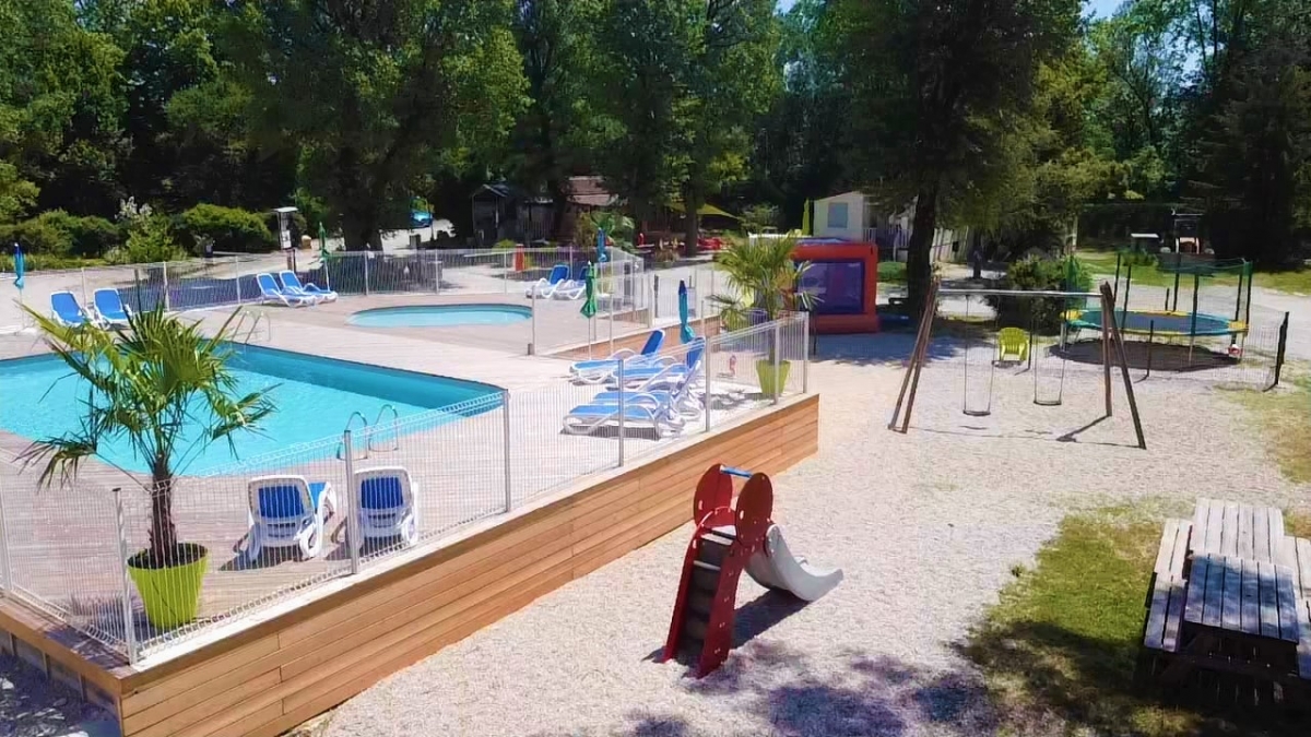 un-emplacement-dans-un-camping-votre-evenement