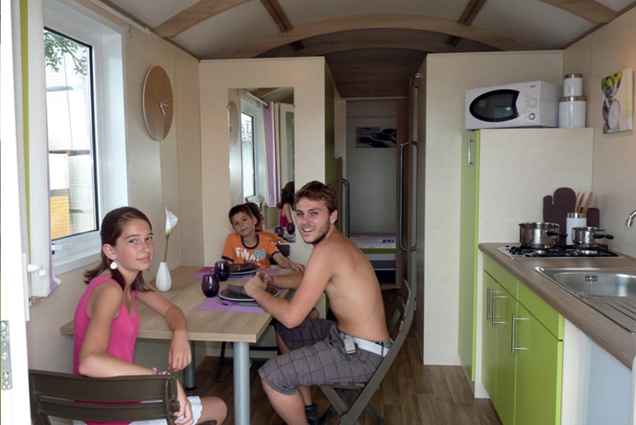 un-mobil-home-l-ain